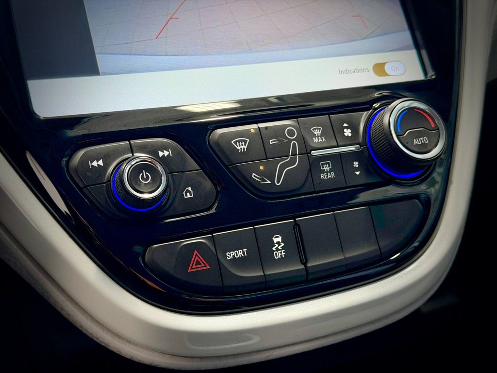 2019 Chevrolet Bolt EV LT in Notre-Dame-des-Prairies, Quebec - 31 - w1024h768px