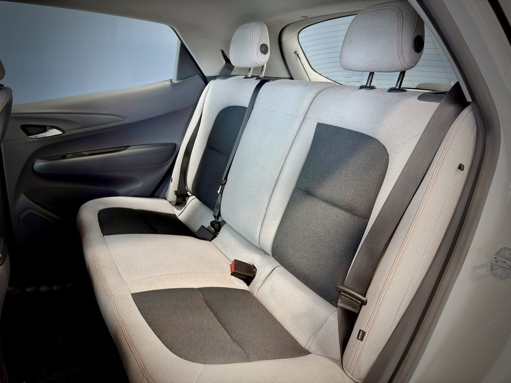 2019 Chevrolet Bolt EV LT in Notre-Dame-des-Prairies, Quebec - 20 - w1024h768px
