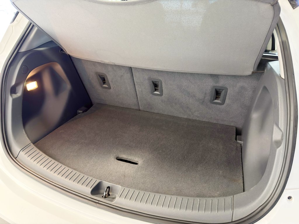 2019 Chevrolet Bolt EV LT in Notre-Dame-des-Prairies, Quebec - 16 - w1024h768px