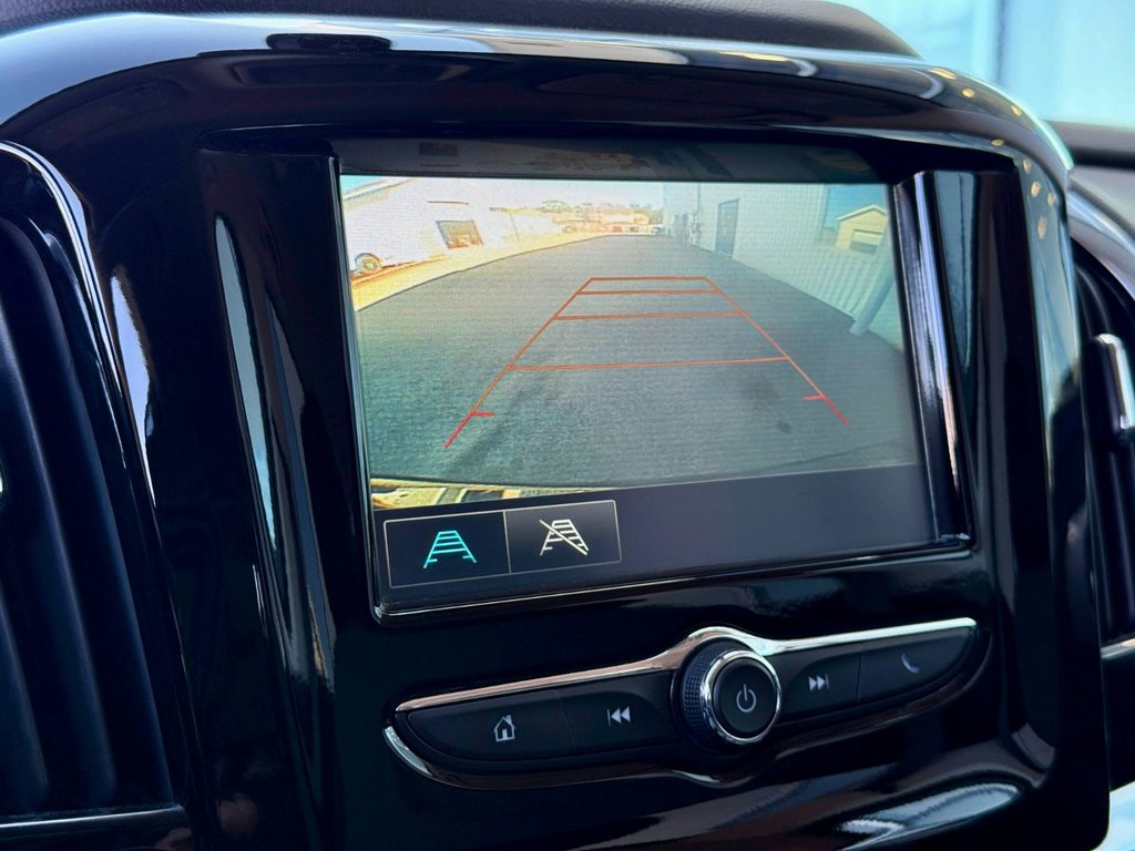 2019 Chevrolet Traverse LS in Notre-Dame-des-Prairies, Quebec - 29 - w1024h768px