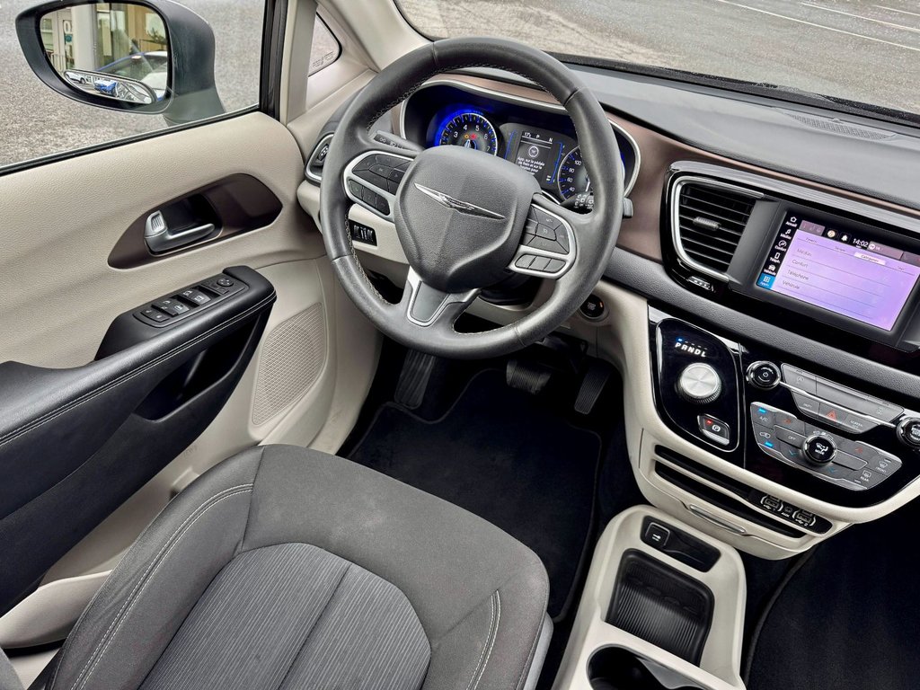 Chrysler Grand Caravan SXT 2022 à Notre-Dame-des-Prairies, Québec - 18 - w1024h768px