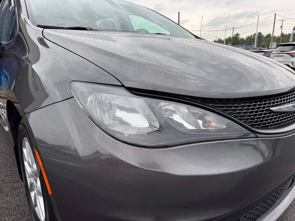 Chrysler Grand Caravan SXT 2022 à Notre-Dame-des-Prairies, Québec - 8 - w1024h768px