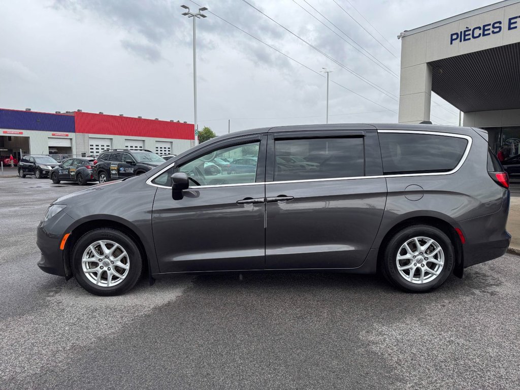 Chrysler Grand Caravan SXT 2022 à Notre-Dame-des-Prairies, Québec - 9 - w1024h768px