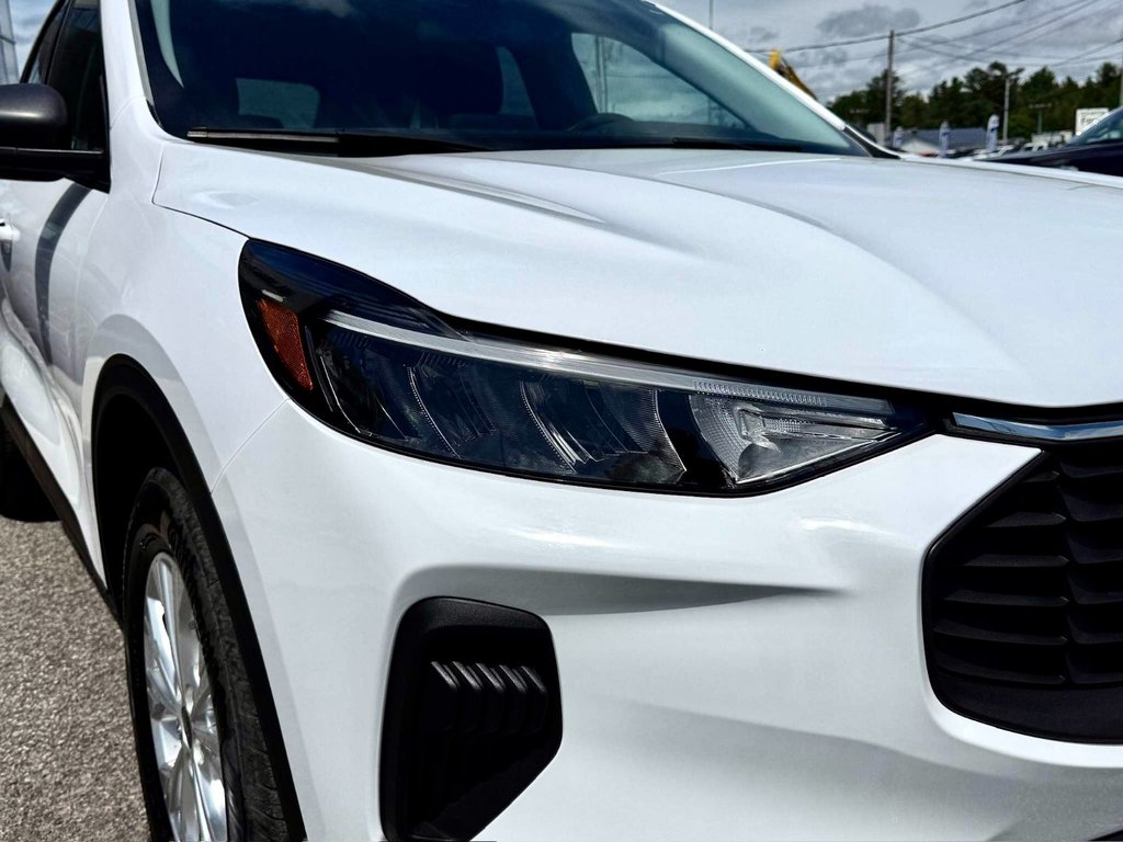 Ford Escape Active 2023 à Notre-Dame-des-Prairies, Québec - 8 - w1024h768px