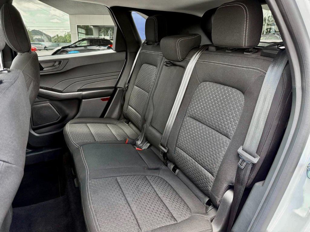 Ford Escape Active 2023 à Notre-Dame-des-Prairies, Québec - 19 - w1024h768px