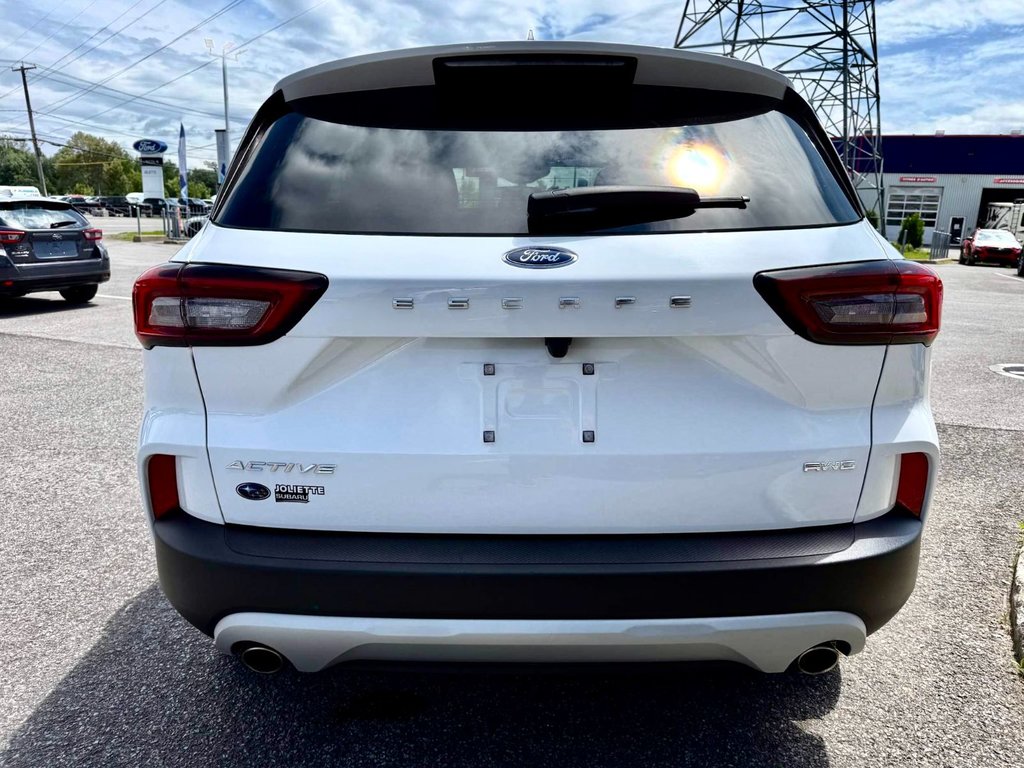 Ford Escape Active 2023 à Notre-Dame-des-Prairies, Québec - 11 - w1024h768px