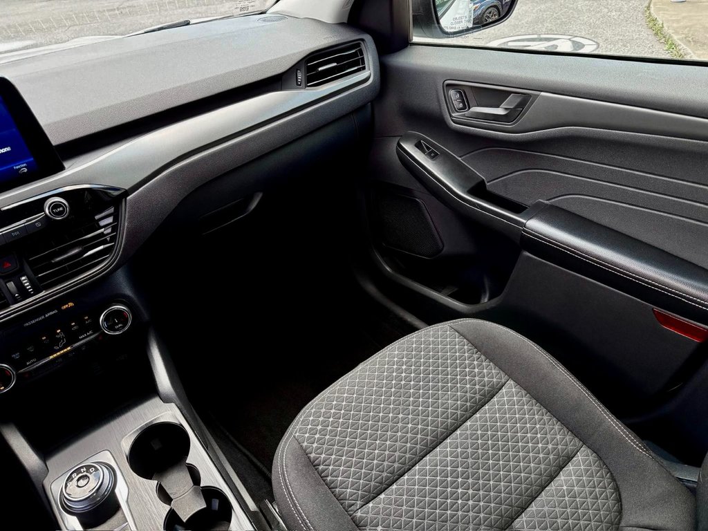 Ford Escape Active 2023 à Notre-Dame-des-Prairies, Québec - 23 - w1024h768px