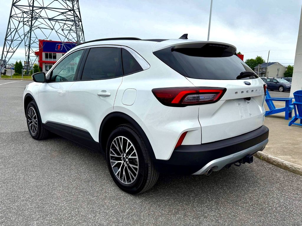 2024 Ford Escape PHEV in Notre-Dame-des-Prairies, Quebec - 10 - w1024h768px