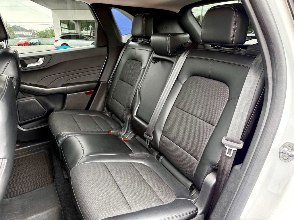 2024 Ford Escape PHEV in Notre-Dame-des-Prairies, Quebec - 19 - w1024h768px