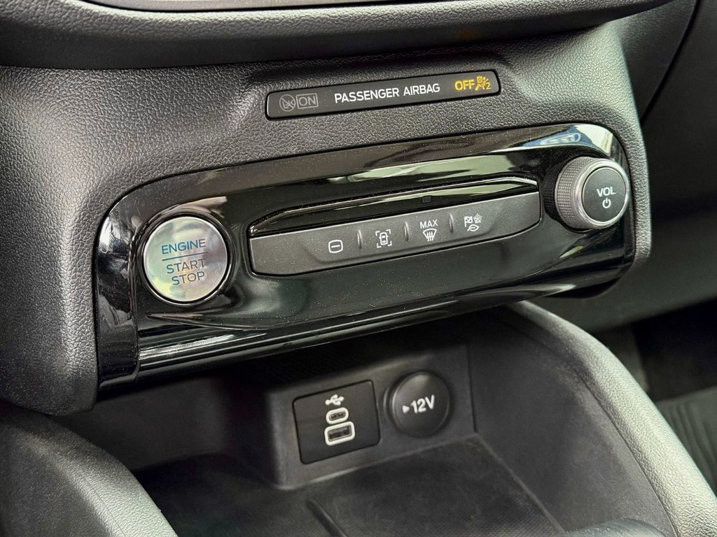 2024 Ford Escape PHEV in Notre-Dame-des-Prairies, Quebec - 30 - w1024h768px