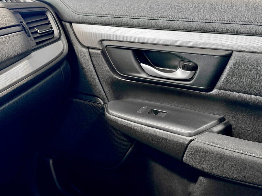 2019 Honda CR-V LX in Notre-Dame-des-Prairies, Quebec - 35 - w1024h768px
