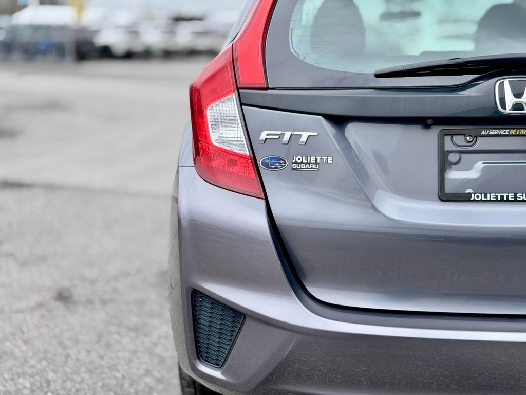 2017 Honda Fit LX in Notre-Dame-des-Prairies, Quebec - 15 - w1024h768px