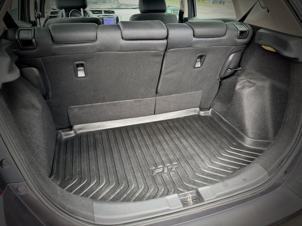 2017 Honda Fit LX in Notre-Dame-des-Prairies, Quebec - 18 - w1024h768px