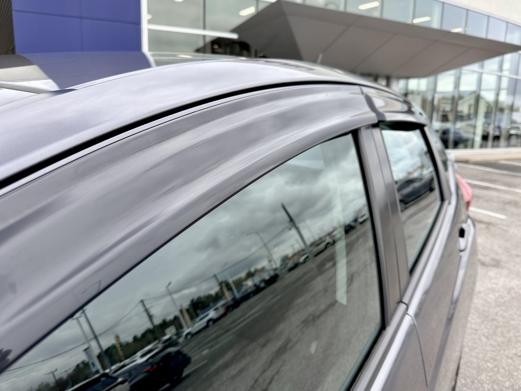 2017 Honda Fit LX in Notre-Dame-des-Prairies, Quebec - 16 - w1024h768px