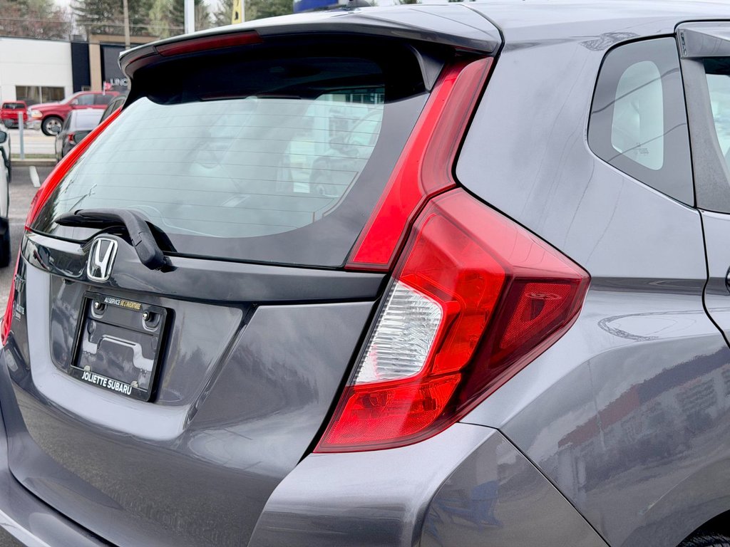 2017 Honda Fit LX in Notre-Dame-des-Prairies, Quebec - 14 - w1024h768px