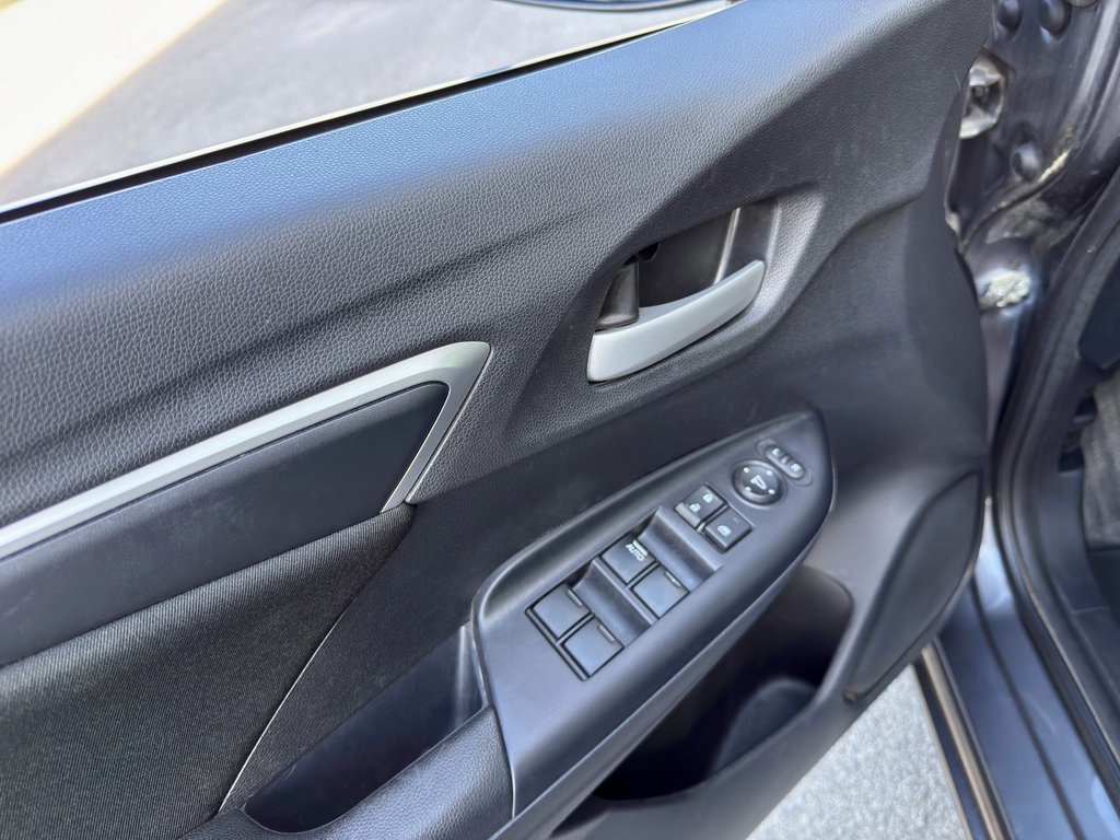 Honda Fit LX w/Honda Sensing 2019 à Notre-Dame-des-Prairies, Québec - 28 - w1024h768px
