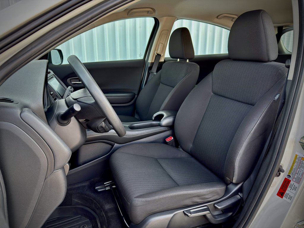 2018 Honda HR-V LX in Notre-Dame-des-Prairies, Quebec - 18 - w1024h768px