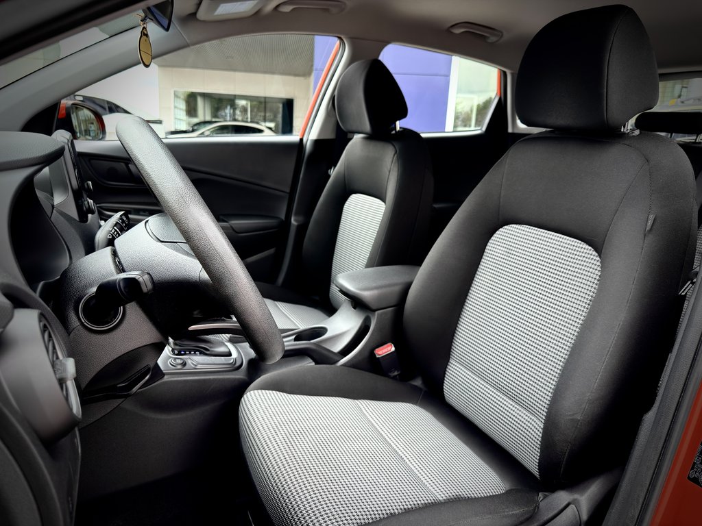 Hyundai Kona Essential 2020 à Notre-Dame-des-Prairies, Québec - 17 - w1024h768px