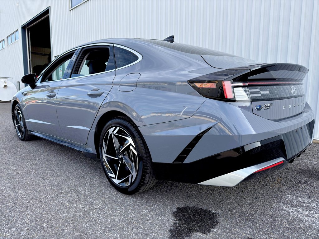 Hyundai Sonata Preferred-Trend 2024 à Notre-Dame-des-Prairies, Québec - 13 - w1024h768px