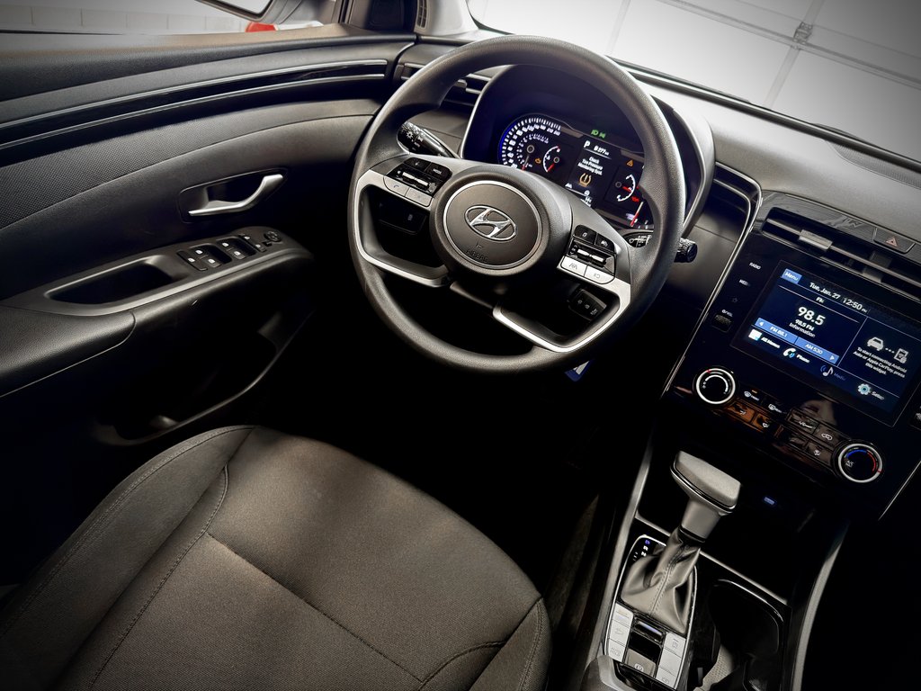 Hyundai Tucson Essential 2022 à Notre-Dame-des-Prairies, Québec - 21 - w1024h768px