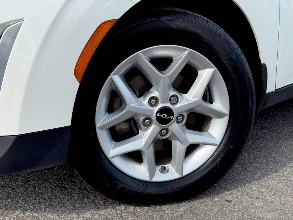 Kia Soul EX 2023 à Notre-Dame-des-Prairies, Québec - 15 - w1024h768px