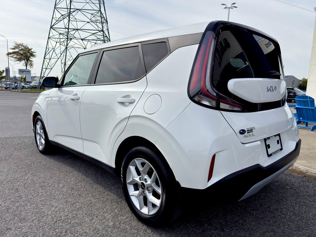 Kia Soul EX 2023 à Notre-Dame-des-Prairies, Québec - 12 - w1024h768px