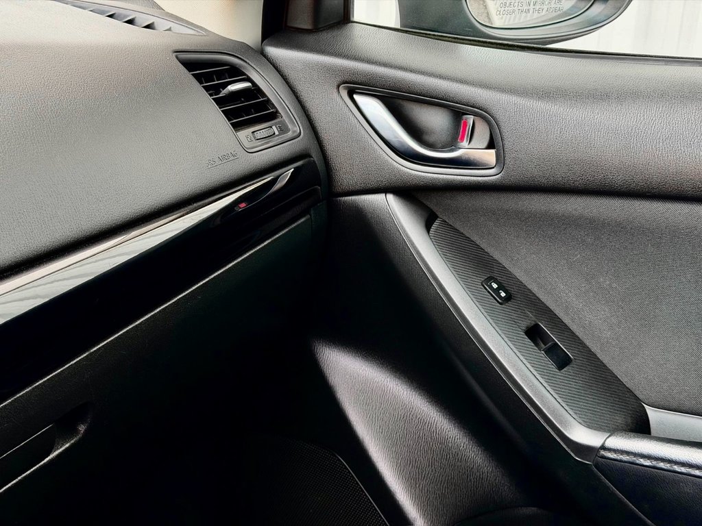 2016 Mazda CX-5 GX in Notre-Dame-des-Prairies, Quebec - 28 - w1024h768px