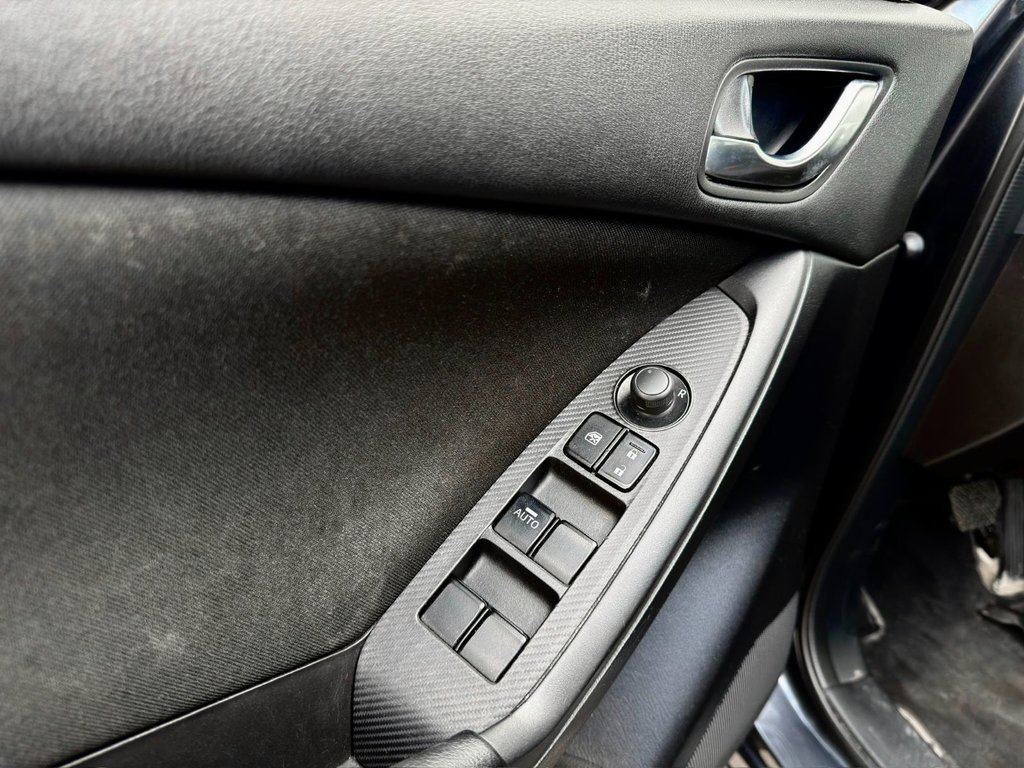 2016 Mazda CX-5 GX in Notre-Dame-des-Prairies, Quebec - 30 - w1024h768px
