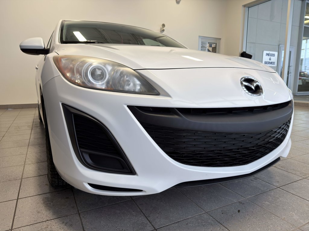 2010 Mazda 3 in Notre-Dame-des-Prairies, Quebec - 5 - w1024h768px