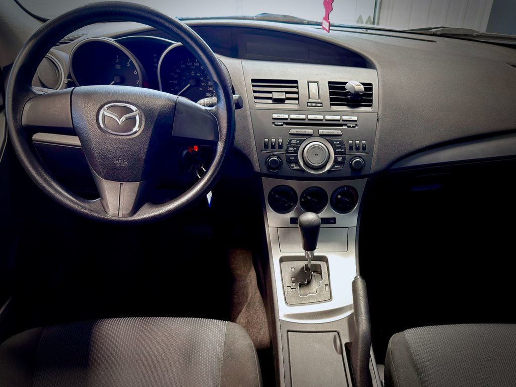 2010 Mazda 3 in Notre-Dame-des-Prairies, Quebec - 21 - w1024h768px