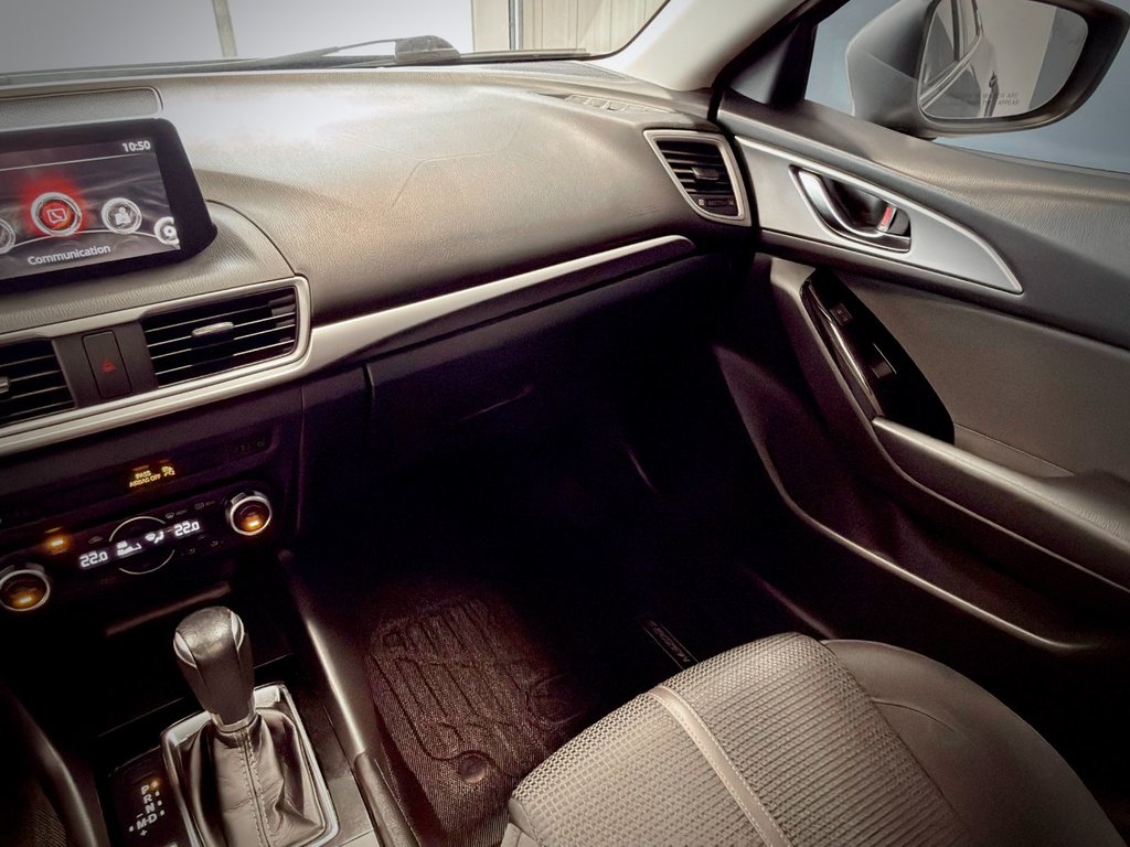 2017 Mazda 3 GT in Notre-Dame-des-Prairies, Quebec - 25 - w1024h768px