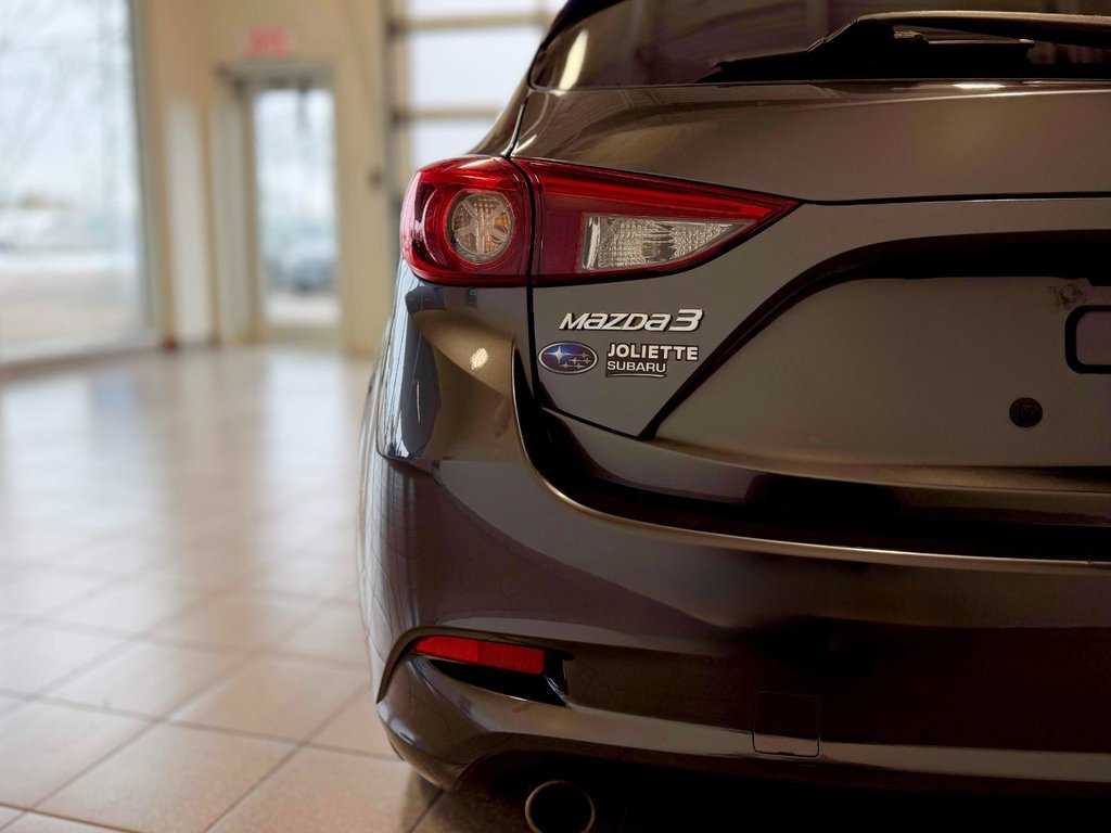 2017 Mazda 3 GT in Notre-Dame-des-Prairies, Quebec - 13 - w1024h768px
