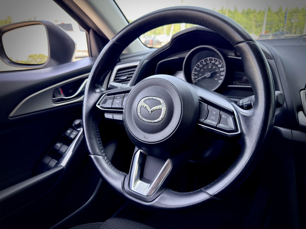 2017 Mazda 3 GS in Notre-Dame-des-Prairies, Quebec - 21 - w1024h768px