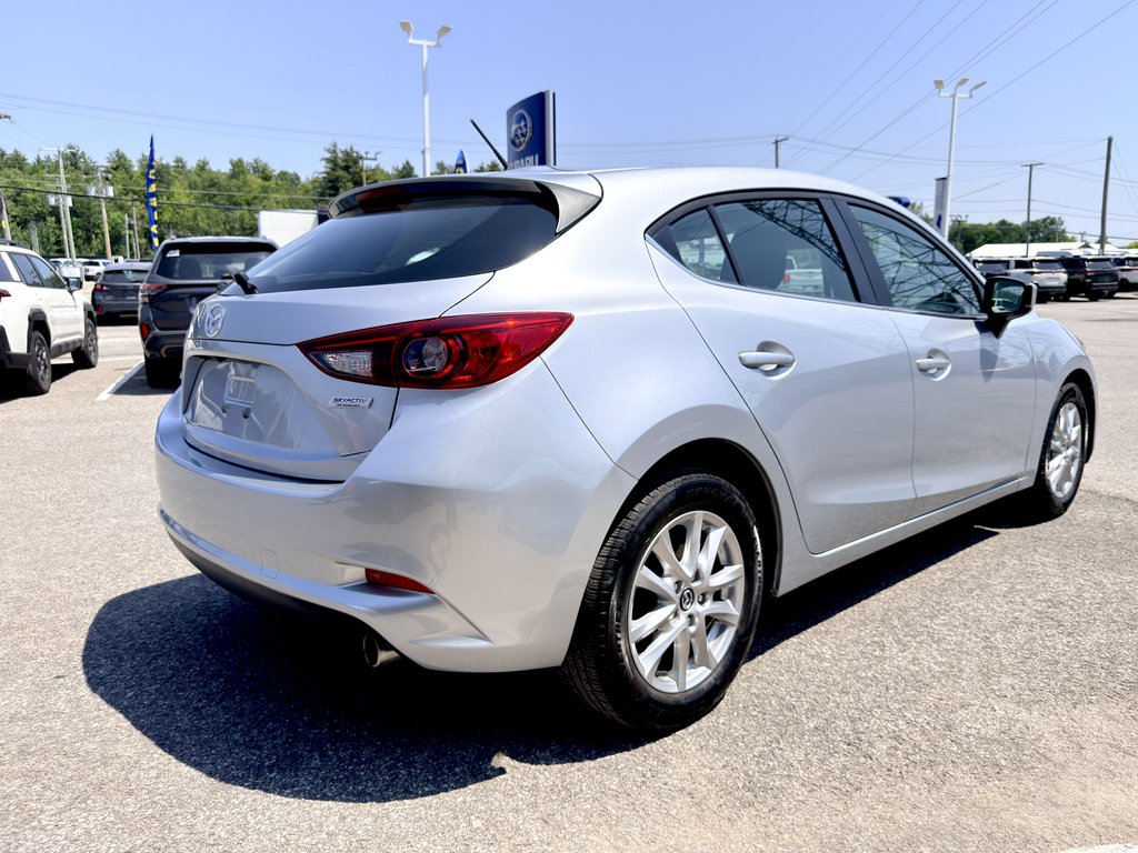2017 Mazda 3 GS in Notre-Dame-des-Prairies, Quebec - 10 - w1024h768px