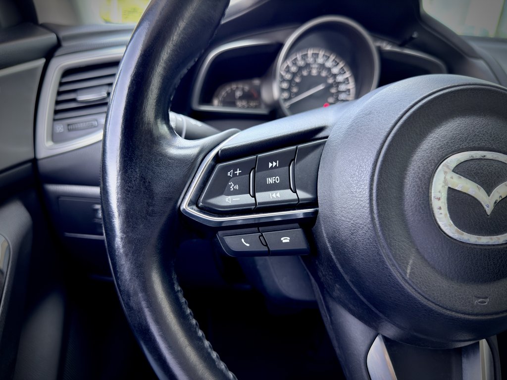 2017 Mazda 3 GS in Notre-Dame-des-Prairies, Quebec - 22 - w1024h768px