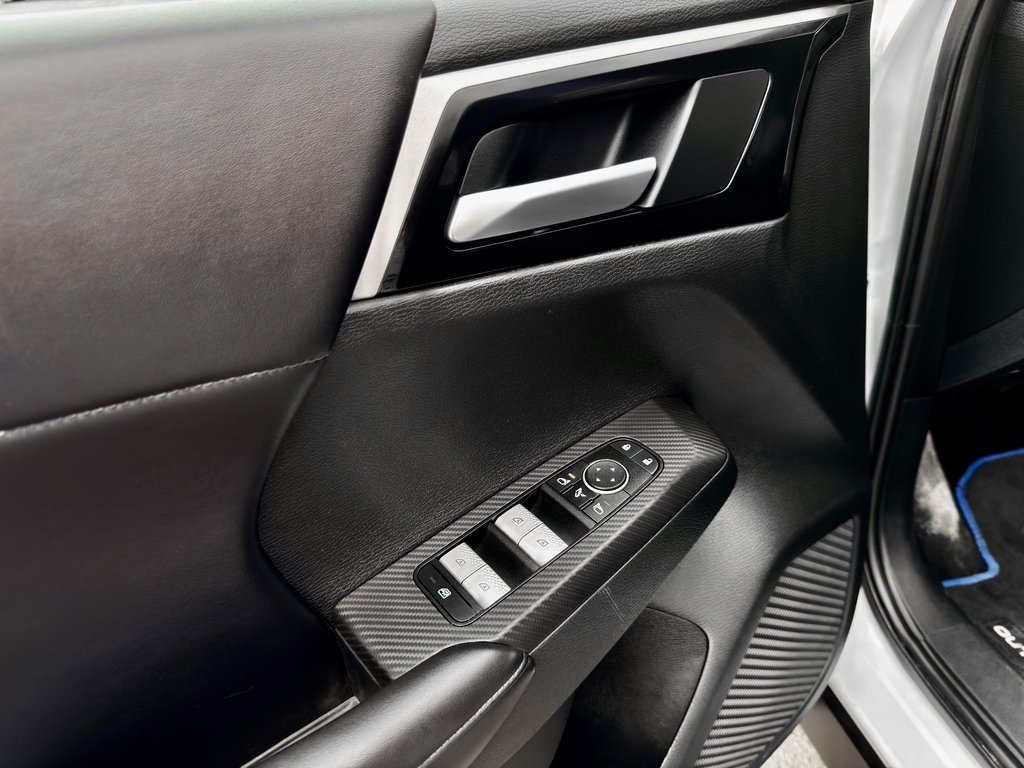 2024 Mitsubishi Outlander Plug-In Hybrid SE AWC in Notre-Dame-des-Prairies, Quebec - 35 - w1024h768px