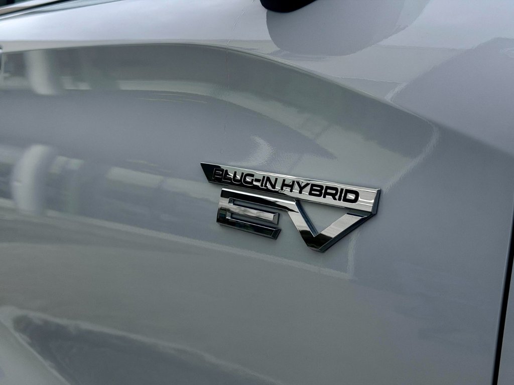 2024 Mitsubishi Outlander Plug-In Hybrid SE AWC in Notre-Dame-des-Prairies, Quebec - 9 - w1024h768px