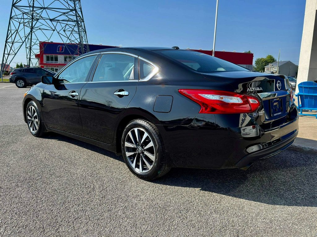 Nissan Altima 2.5 SV 2016 à Notre-Dame-des-Prairies, Québec - 10 - w1024h768px