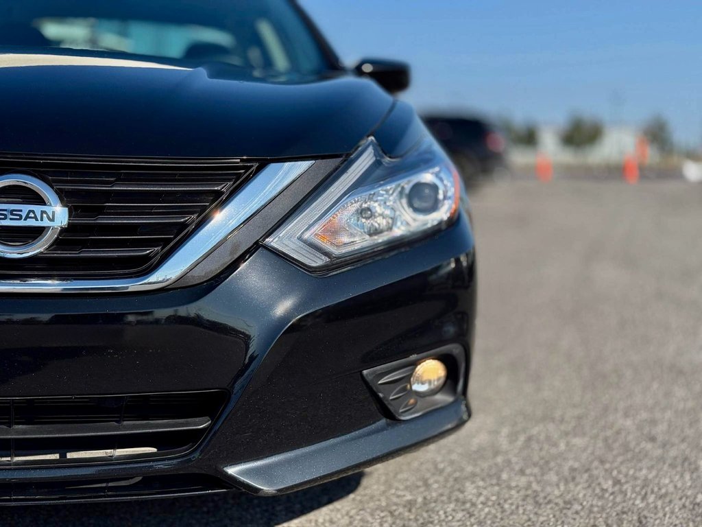 Nissan Altima 2.5 SV 2016 à Notre-Dame-des-Prairies, Québec - 5 - w1024h768px