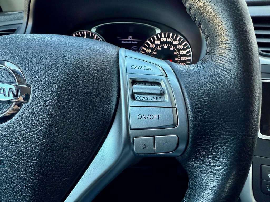 Nissan Altima 2.5 SV 2016 à Notre-Dame-des-Prairies, Québec - 25 - w1024h768px