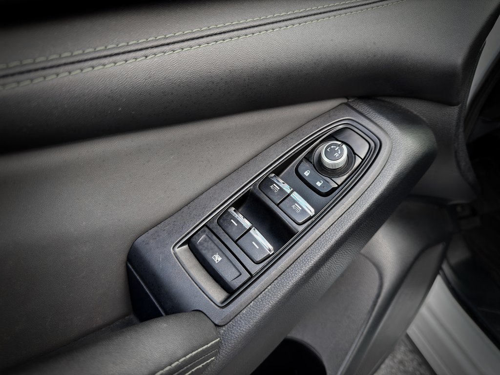 2023 Subaru Ascent Onyx in Notre-Dame-des-Prairies, Quebec - 32 - w1024h768px