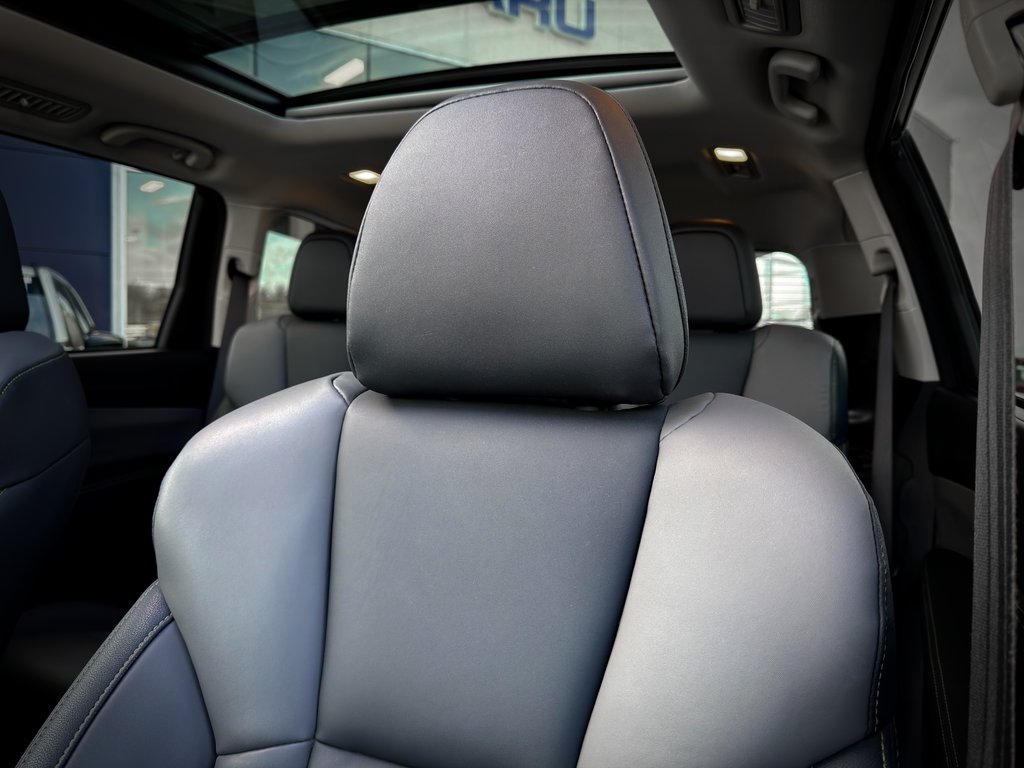 2023 Subaru Ascent Onyx in Notre-Dame-des-Prairies, Quebec - 19 - w1024h768px
