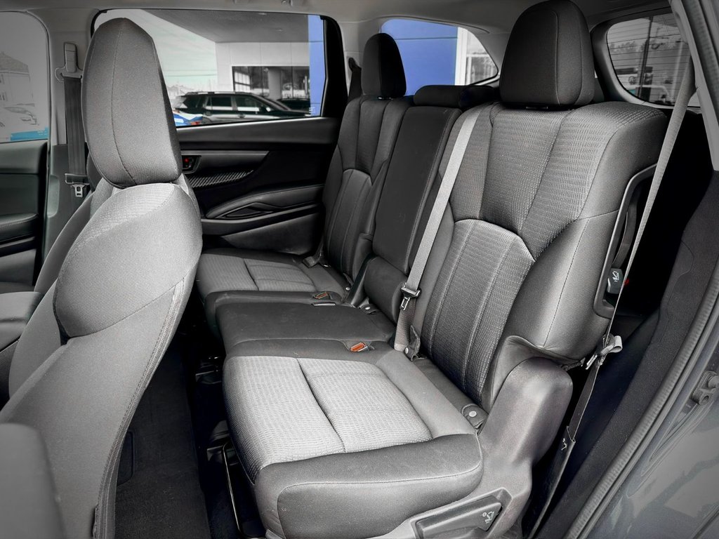 Subaru Ascent Convenience 2023 à Notre-Dame-des-Prairies, Québec - 16 - w1024h768px