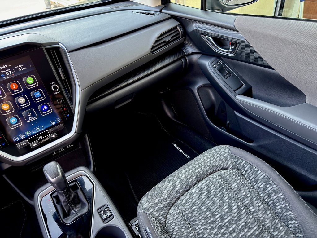 2024 Subaru Crosstrek Touring in Notre-Dame-des-Prairies, Quebec - 22 - w1024h768px
