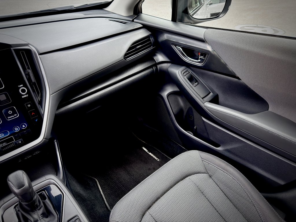 2024 Subaru Crosstrek Touring in Notre-Dame-des-Prairies, Quebec - 22 - w1024h768px