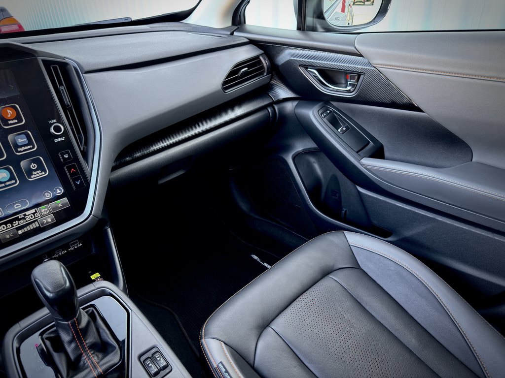 2024 Subaru Crosstrek Limited in Notre-Dame-des-Prairies, Quebec - 24 - w1024h768px