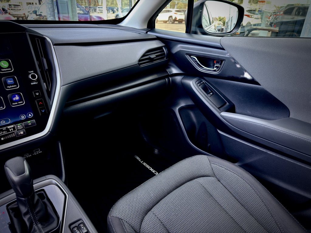 2025 Subaru Crosstrek Touring in Notre-Dame-des-Prairies, Quebec - 17 - w1024h768px