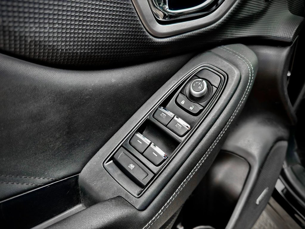 Subaru Forester Limited 2021 à Notre-Dame-des-Prairies, Québec - 36 - w1024h768px