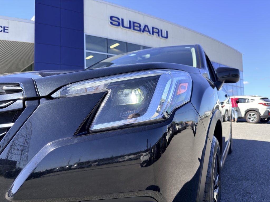 2022 Subaru Forester Base in Notre-Dame-des-Prairies, Quebec - 3 - w1024h768px