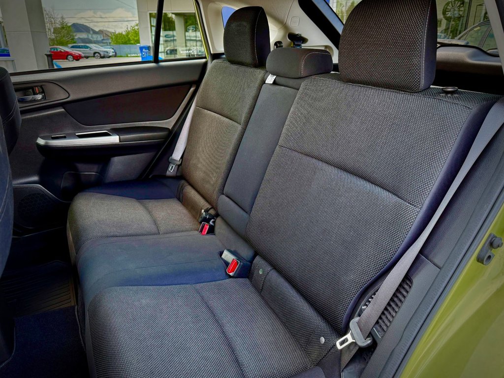 2014 Subaru XV Crosstrek hybrid Touring in Notre-Dame-des-Prairies, Quebec - 19 - w1024h768px